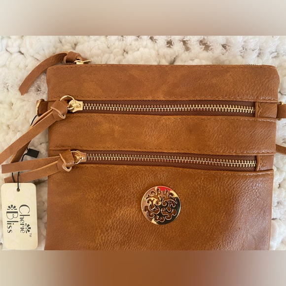 Cherie Bliss brown faux leather bag - Picture 4 of 9